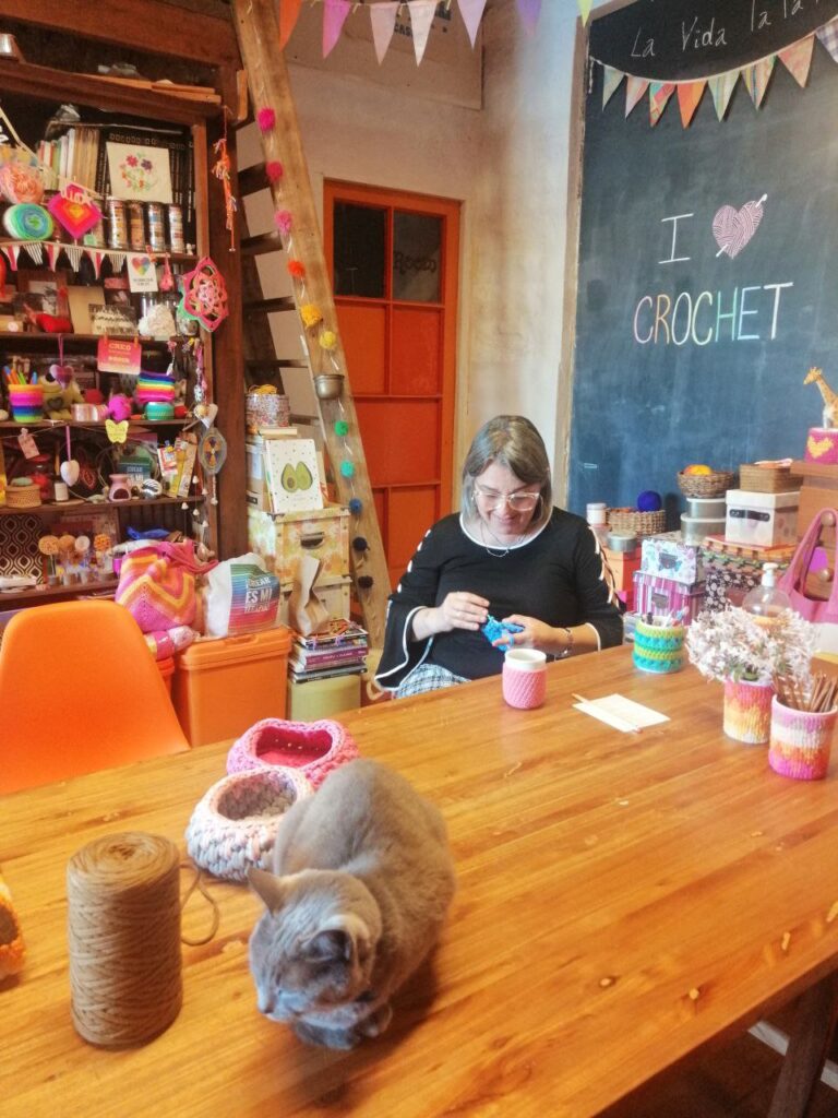 photo_5143477891537939571_y