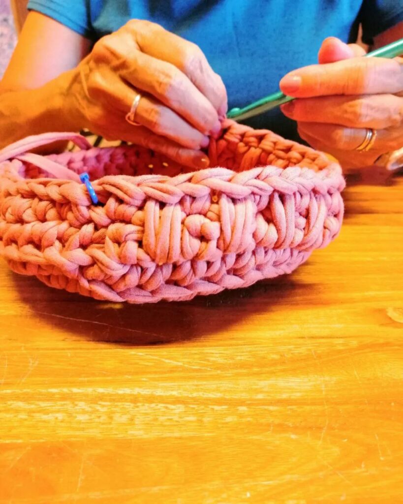 photo_5143477891537939593_y